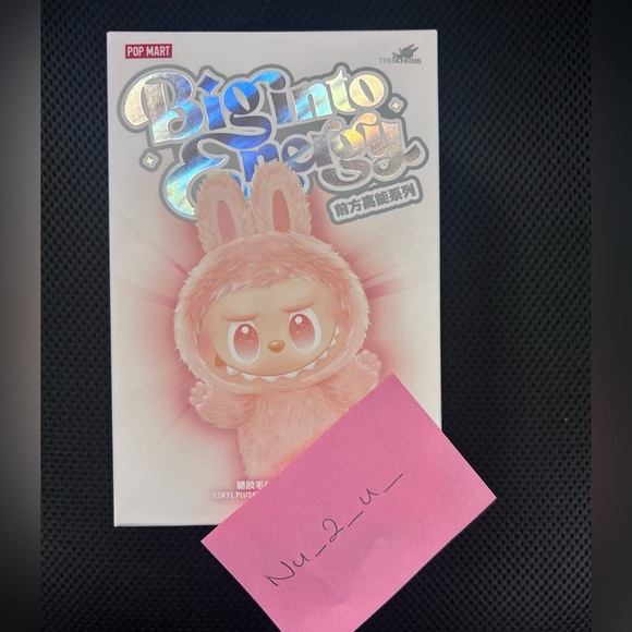 Authentic Pop Mart Big Into Energy Labubu - LUCK - Picture 1 of 4